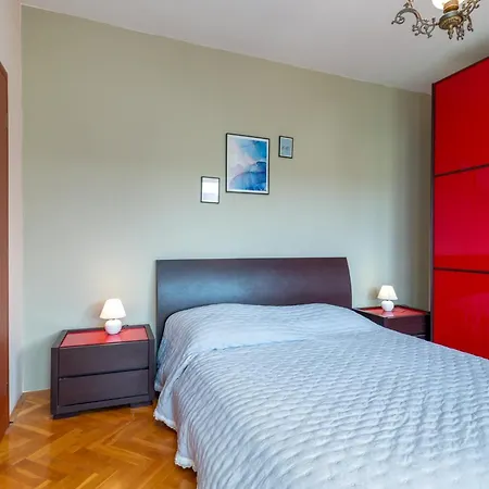 House Antonija, Relax By The Sea Seget Vranjica