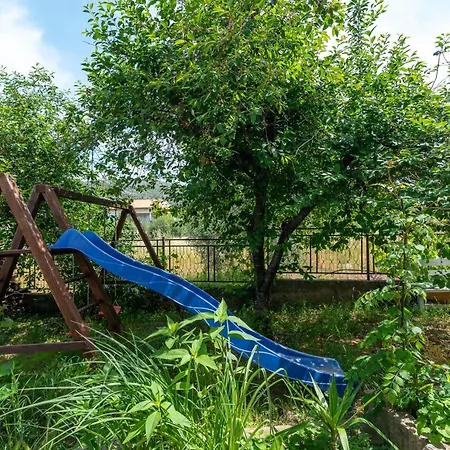 House Antonija, Relax By The Sea Apartment Seget Vranjica