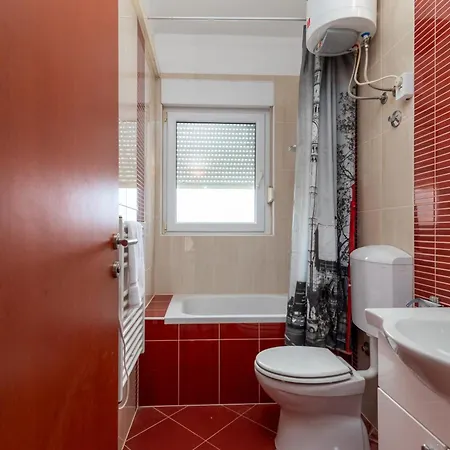 Apartament House Antonija, Relax By The Sea Seget Vranjica