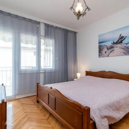 House Antonija, Relax By The Sea Apartament Seget Vranjica